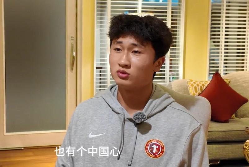 爱游戏体育官方网站-郑家骋：获得中国国籍意味着责任更重，努力回报中国人的身份